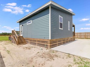 Exterior - The Blue Flower (Rockport)