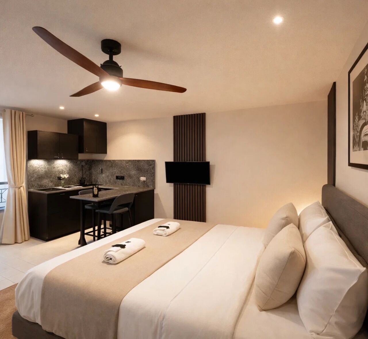 Standard Studio | Living area