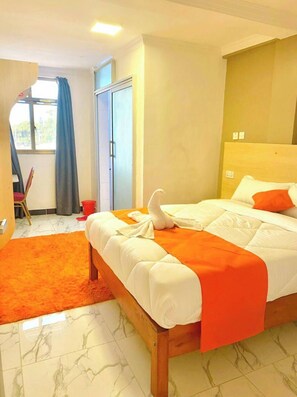 Deluxe Double Room, City View | Free WiFi, bed sheets