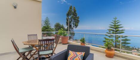 Departamento exclusivo, vista al océano | Terraza o patio