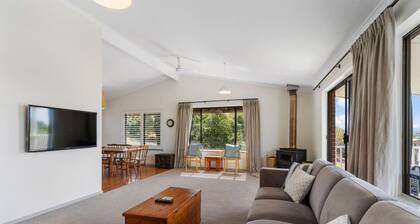 9 Coorong Crescent, Encounter Bay