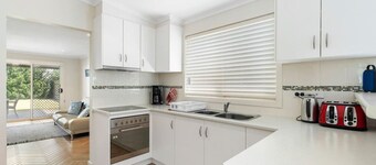 6 Ainslie Roberts Drive, Encounter Bay