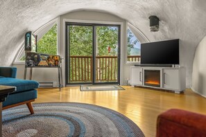 TV connectée, cheminée, jeux vidéo