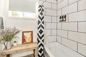 Shower, hair dryer, towels, soap - Family Retreat - Backyard Games + Movie Room - Sleeps 16 (Orem)