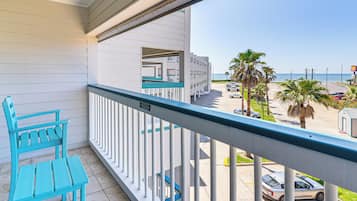 Apartemen (1 Bedroom) | Bagian depan properti