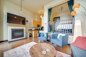 Apartment (0 Bedroom) | Interior - 1 Mi to Dtwn Seattle: Condo w/ Garage Parking (Seattle)