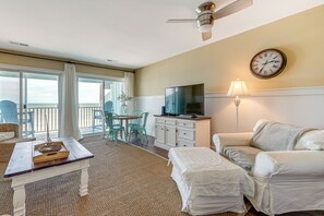 Apartment (1 Bedroom) | Front of property - Sandy Oceanfront 2nd FL 1BR W/pool at The Riggings (Kure Beach)