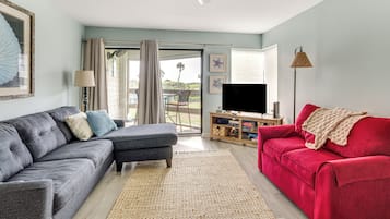 Huoneisto (1 Bedroom) | Oleskelualue | Televisio