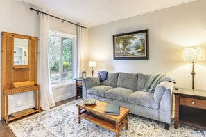 Cottage (2 Bedrooms) | Interior