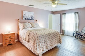 House (4 Bedrooms) | Interior - Home 3 Mi to Green Springs Park & Lake Monroe! (Deltona)