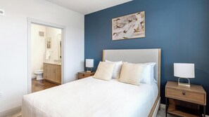 2 Schlafzimmer, Schreibtisch, Bügeleisen/Bügelbrett, WLAN