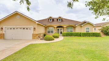 Nhà (4 Bedrooms) | Mặt tiền nơi lưu trú