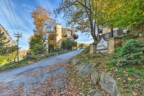 Walk to Hiking & Skiing: Beech Mountain Condo
