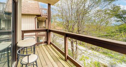 Walk to Hiking & Skiing: Beech Mountain Condo