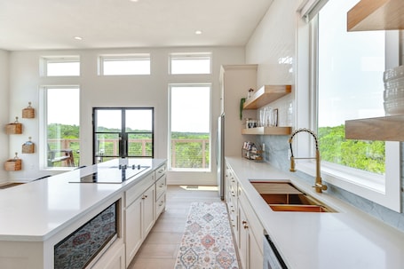 House (1 Bedroom) | Interior