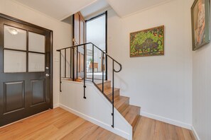 Interior - Home 3 Mi to Main St Julian: Great for Groups! (Julian)