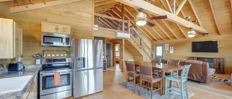 House (2 Bedrooms) | Interior