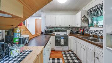 Cottage (2 Bedrooms) | Nội thất