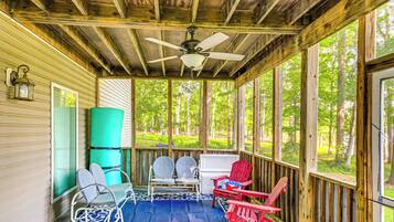 House (6 Bedrooms) | Interior