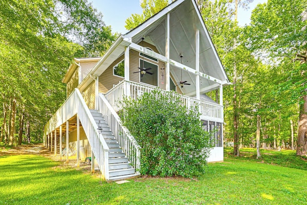 House (6 Bedrooms) | Interior - Secluded 6BR Sinclair Lake House w/ Dock (Eatonton)