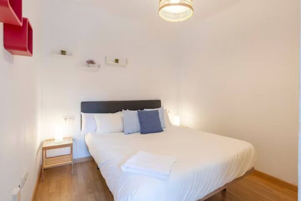 1 bedroom, iron/ironing board, bed sheets