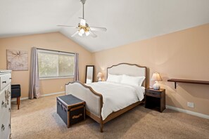 House | 4 bedrooms, Internet - Chic Family Getaway Near LA With Space to Unwind (La Puente)