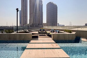 House | Internet - The Art of Living Missoni Inspired Luxury Studio (Dubai)