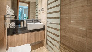 House | Internet - The Art of Living Missoni Inspired Luxury Studio (Dubai)