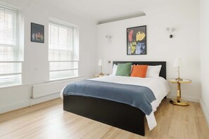 1 bedroom, in-room safe, desk, iron/ironing board