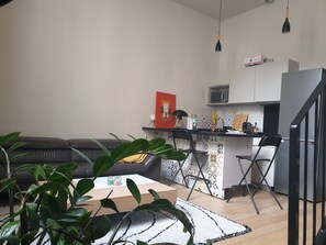 Interior - Duplex apartment 200 meters from the Château de Versailles! (Versailles)