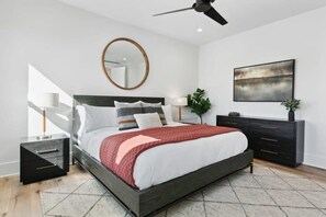 14 bedrooms, desk, iron/ironing board, free WiFi