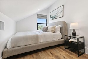 14 chambres, bureau, fer et planche à repasser, accès au Wi-Fi (inclus)