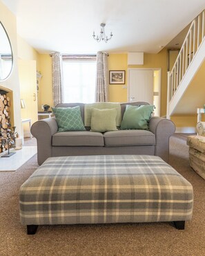 Living area - Witty Fox Cottages - No.18 - 2 Bedrooms (Bruton)
