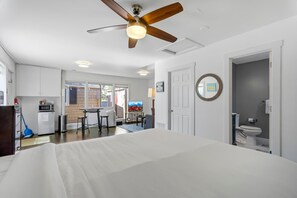 2 habitaciones, tabla de planchar con plancha, wifi y ropa de cama