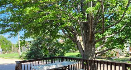Lake Mac Lodge Ranch House - Charming 4-bedroom house in Lemoyne