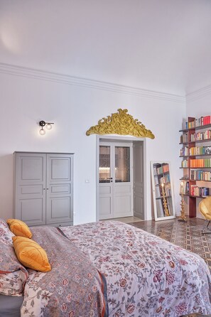1 chambre, Wi-Fi gratuit, draps fournis