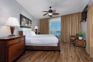 2 bedrooms, iron/ironing board, free WiFi, bed sheets - Salty Sands-Cozy 2-bedroom condo with WiFi, fitness room, directly on the beach! (Biloxi)