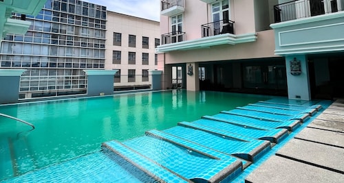 Room-the B's Crib Saint Dominique