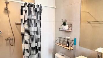 Habitación, 1 habitación, con acceso para personas discapacitadas, para fumadores | Baño