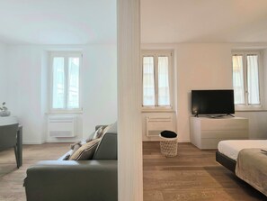 1 slaapkamer, een strijkplank/strijkijzer, reisbedje, wifi