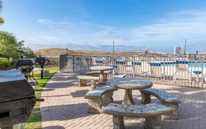 Condo, 3 Bedrooms | Outdoor dining