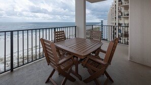 Condo, 3 quartos | Opções para refeição ao ar livre