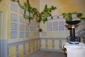 Interior - Bernard de Cardaillac room at Château de Paulignan (TRAUSSE)