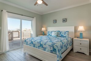 4 bedrooms, free WiFi, bed sheets