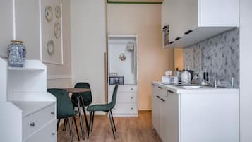 Deluxe-Apartment, Stadtblick | Wohnbereich