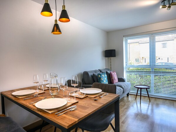 คอทเทจ | ภายใน