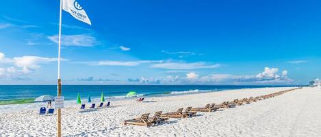 Condo, 2 habitaciones | Playa | Playa en los alrededores