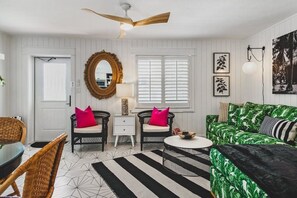 Apartment, 4 Schlafzimmer | Wohnbereich