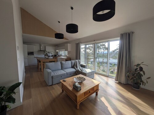 Mont Biel is a renovated cottage sit in a tranquil spot where you can relax.