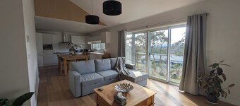 Mont Biel is a renovated cottage sit in a tranquil spot where you can relax.